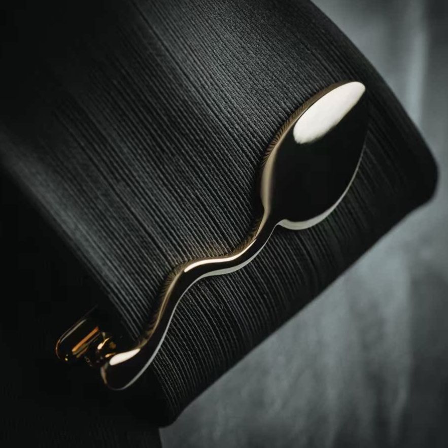 ネクタイピン 流線型楕円デザイン高級ネクタイピン