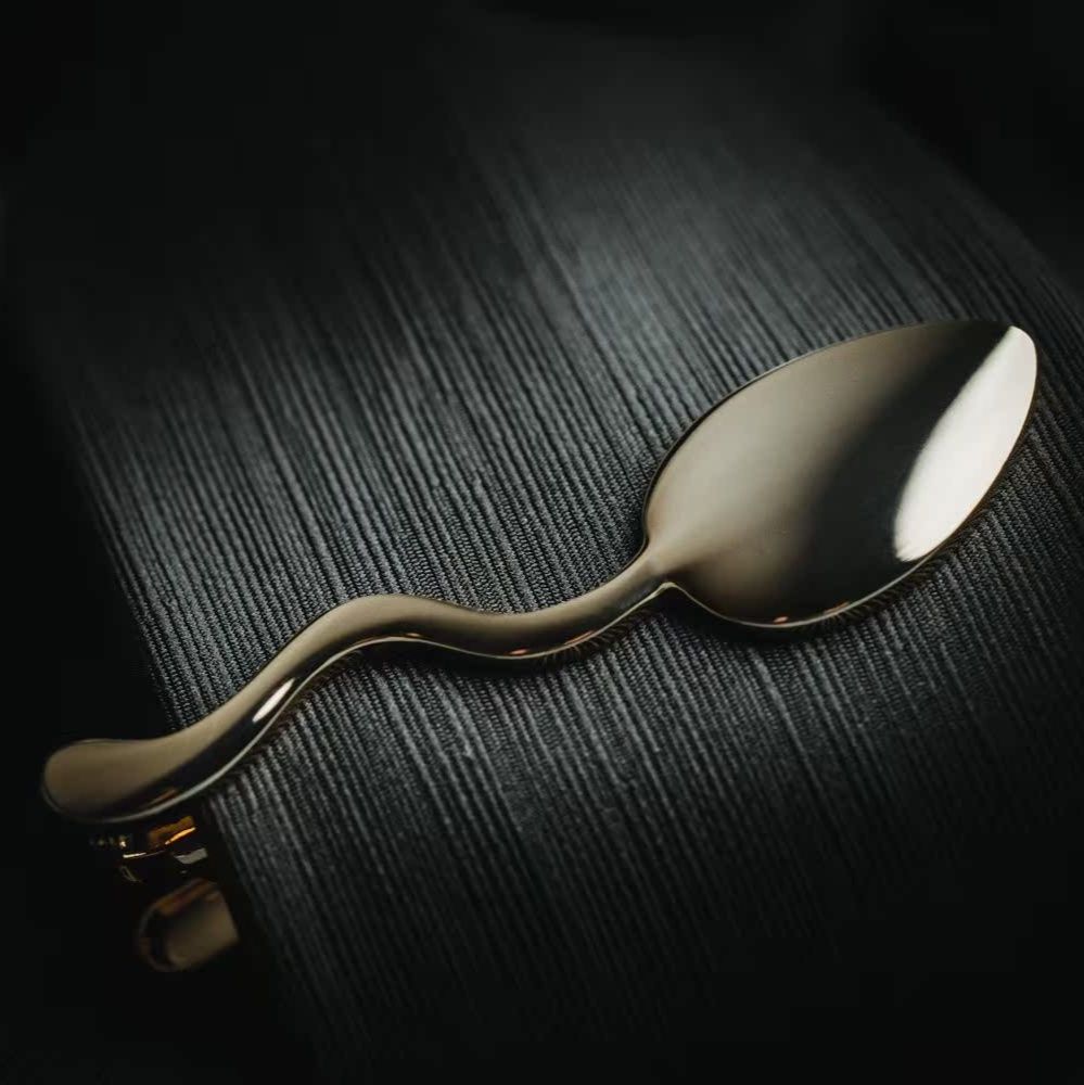 ネクタイピン 流線型楕円デザイン高級ネクタイピン