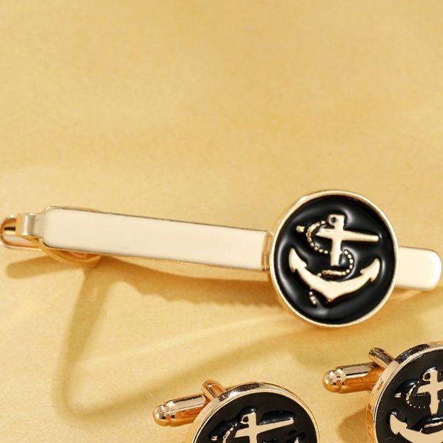 ネクタイピン 海洋イカリ模様丸型金製ネクタイピン