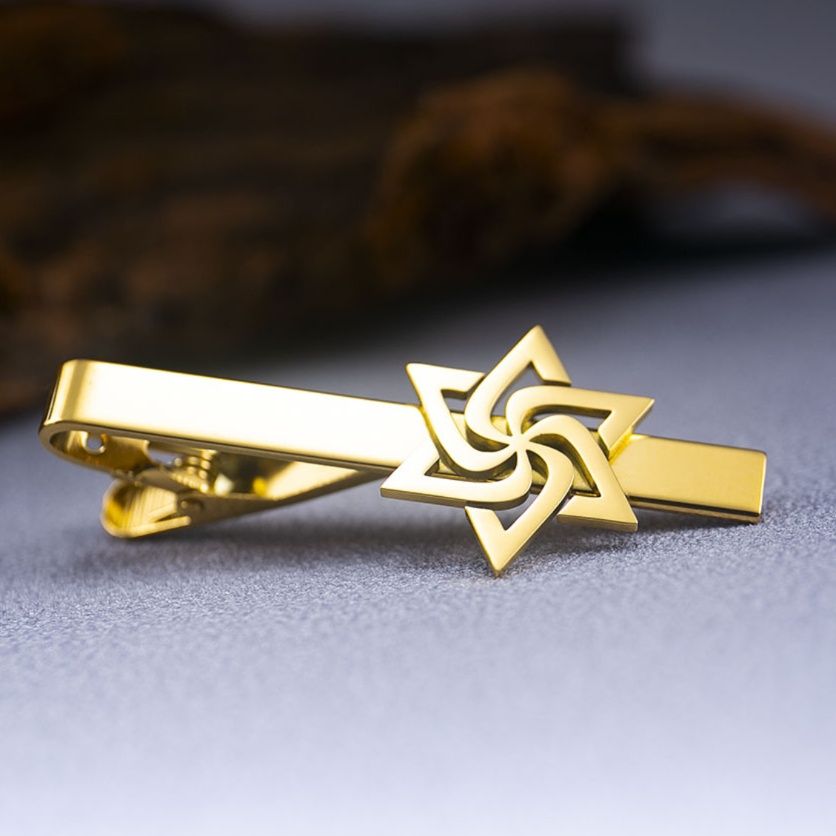 ネクタイピン 六芒星旋風模様金製ネクタイピン