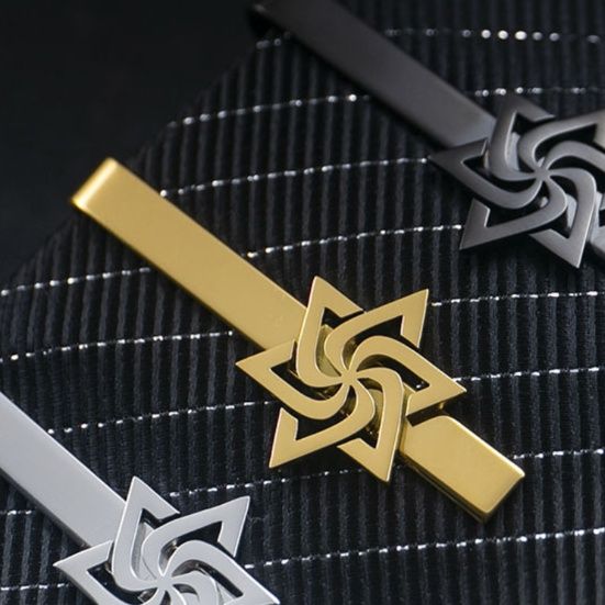 ネクタイピン 六芒星旋風模様金製ネクタイピン