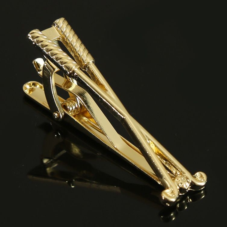 ネクタイピン 高級感漂うゴルフクラブモチーフ ゴールドタイバー