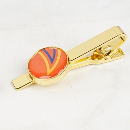 ネクタイピン 円形装飾モチーフ付き高級ネクタイピン
