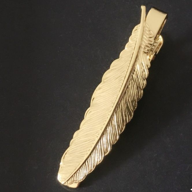 ネクタイピン 羽根モチーフ立体彫刻ネクタイピン