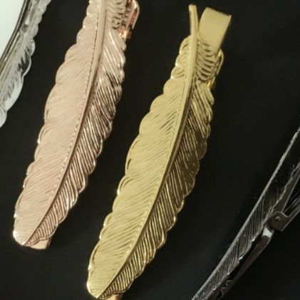 ネクタイピン 羽根モチーフ立体彫刻ネクタイピン