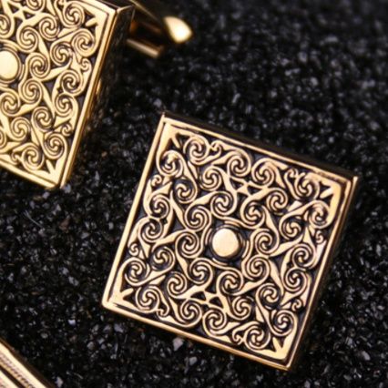 ネクタイピン 上品な渦巻き彫刻が美しい高級ネクタイピンセット