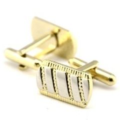 ネクタイピン 上品な縞模様彫刻入りネクタイピンとカフスボタンセット