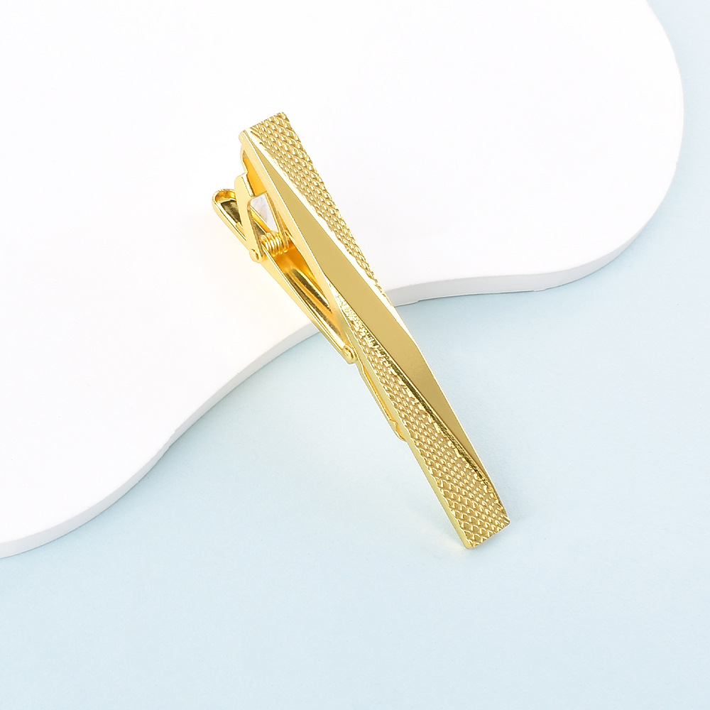 ネクタイピン 高級編み込み模様金製ネクタイピン