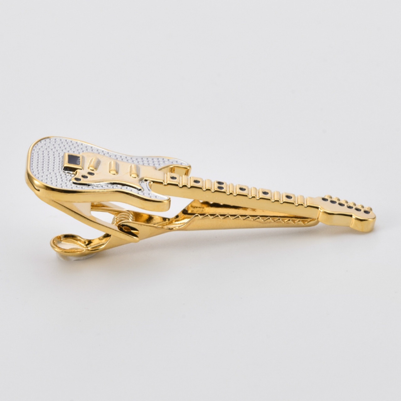 ネクタイピン 高級楽器型立体装飾ネクタイピン