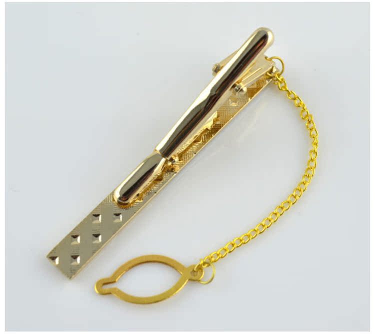 ネクタイピン 幾何学模様装飾付き金属製ネクタイピン