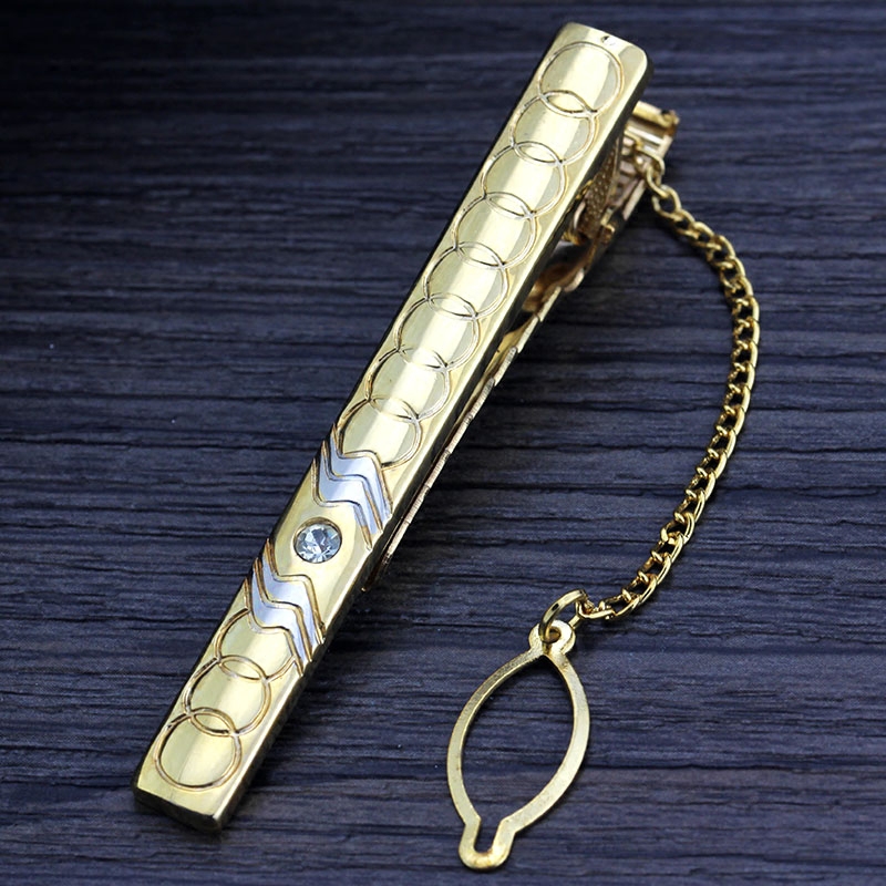 ネクタイピン 円模様装飾付き宝石入り金製ネクタイピン