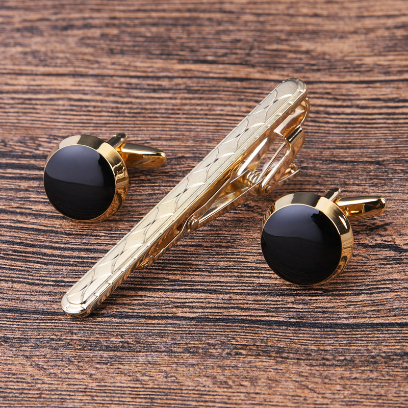 ネクタイピンとカフスのセットおすすめ5選