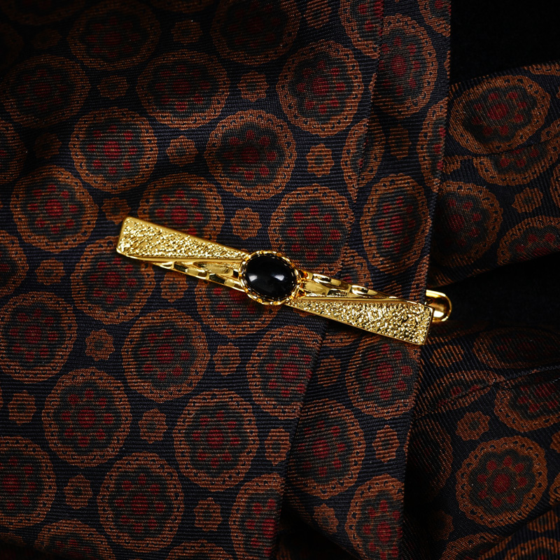 ネクタイピン 天然石付き金製ネクタイピン