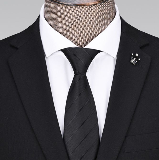 ネクタイ 洗練された斜めストライプ柄ビジネスネクタイ