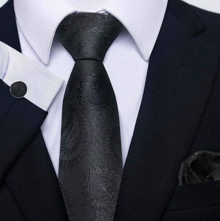 ネクタイ 華麗なペイズリー柄ネクタイ三点セット