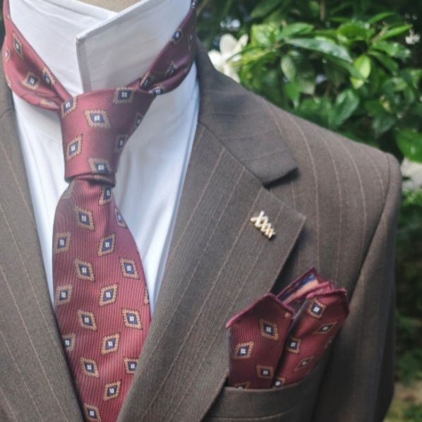 ネクタイ 菱形小紋柄ネクタイ ポケットチーフ付き