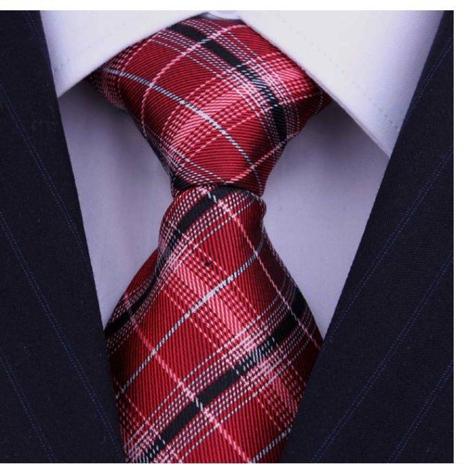 ネクタイ 斜め縞模様のクラシック柄ネクタイ