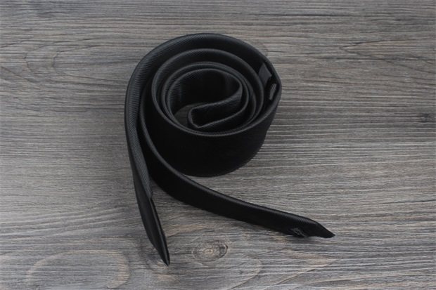 ネクタイ 斜めリブ織り無地ネクタイ細身シルエット