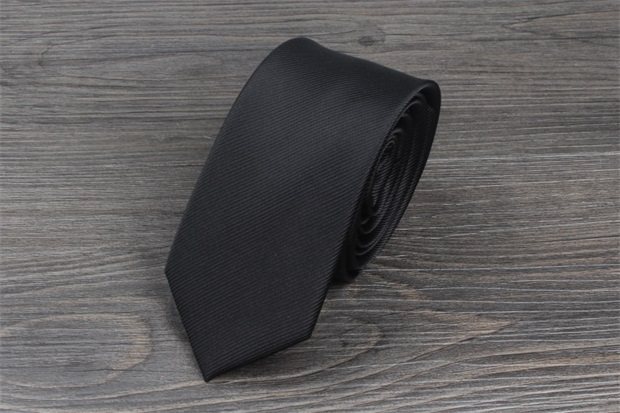 ネクタイ 斜めリブ織り無地ネクタイ細身シルエット