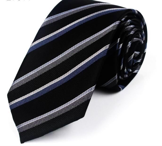 ネクタイ 華麗な唐草柄模様ネクタイ