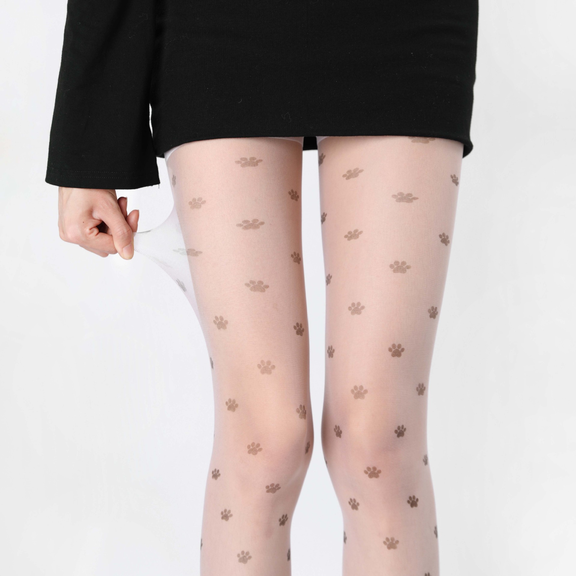 タイツ 猫足あしあと柄シアータイツ