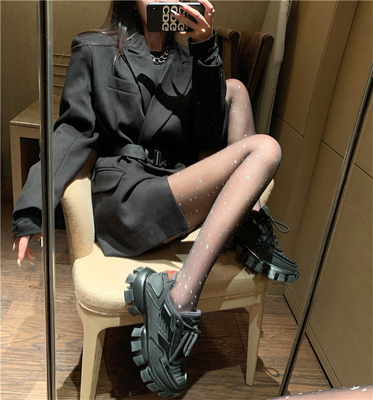 星柄薄手網タイツ 黒色ストッキング 上品大人気