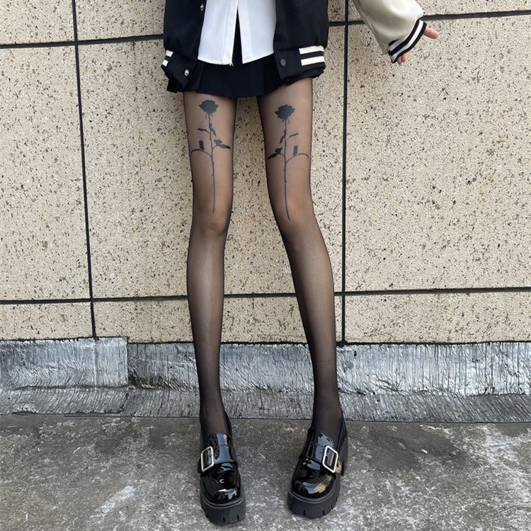 薔薇柄網タイツ 黒色 薄手 女性用 上品な透け感