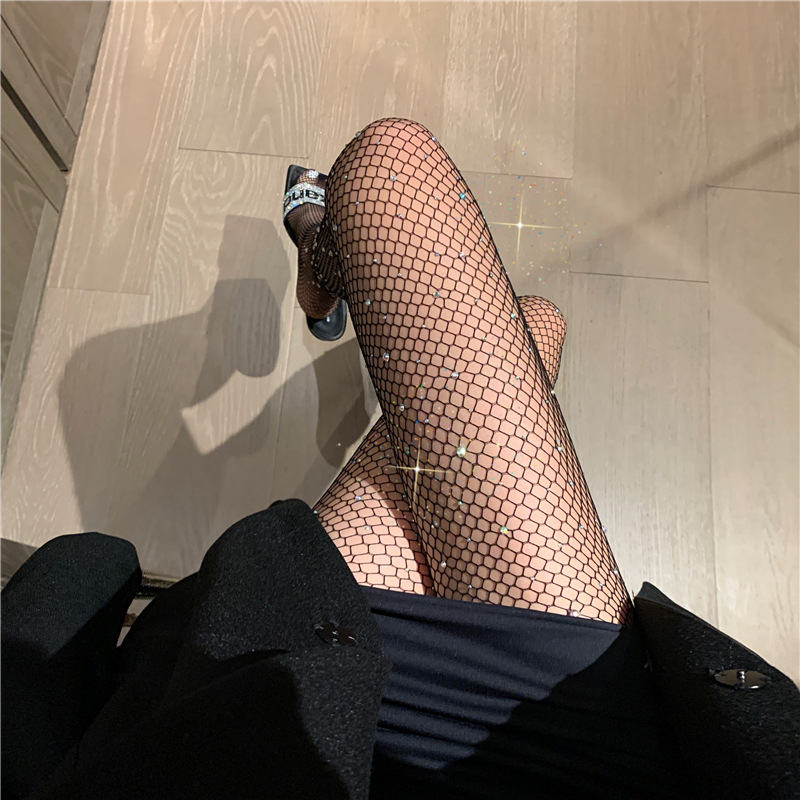 タイツ 細かな網目が美しい大人のビジュー付き網タイツ