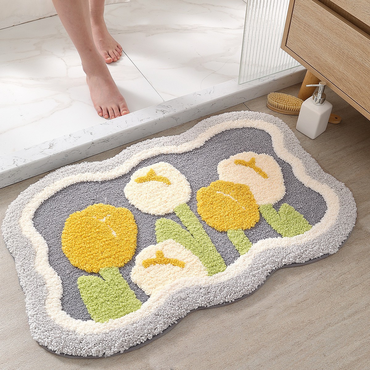 トイレマット 北欧風チューリップ柄トイレマット