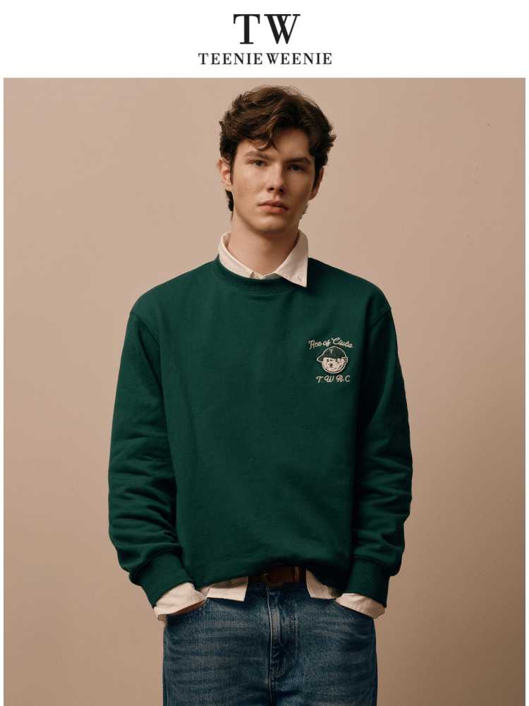 メンズのグリーントレーナーコーデで魅せる！おしゃれな着こなし5選