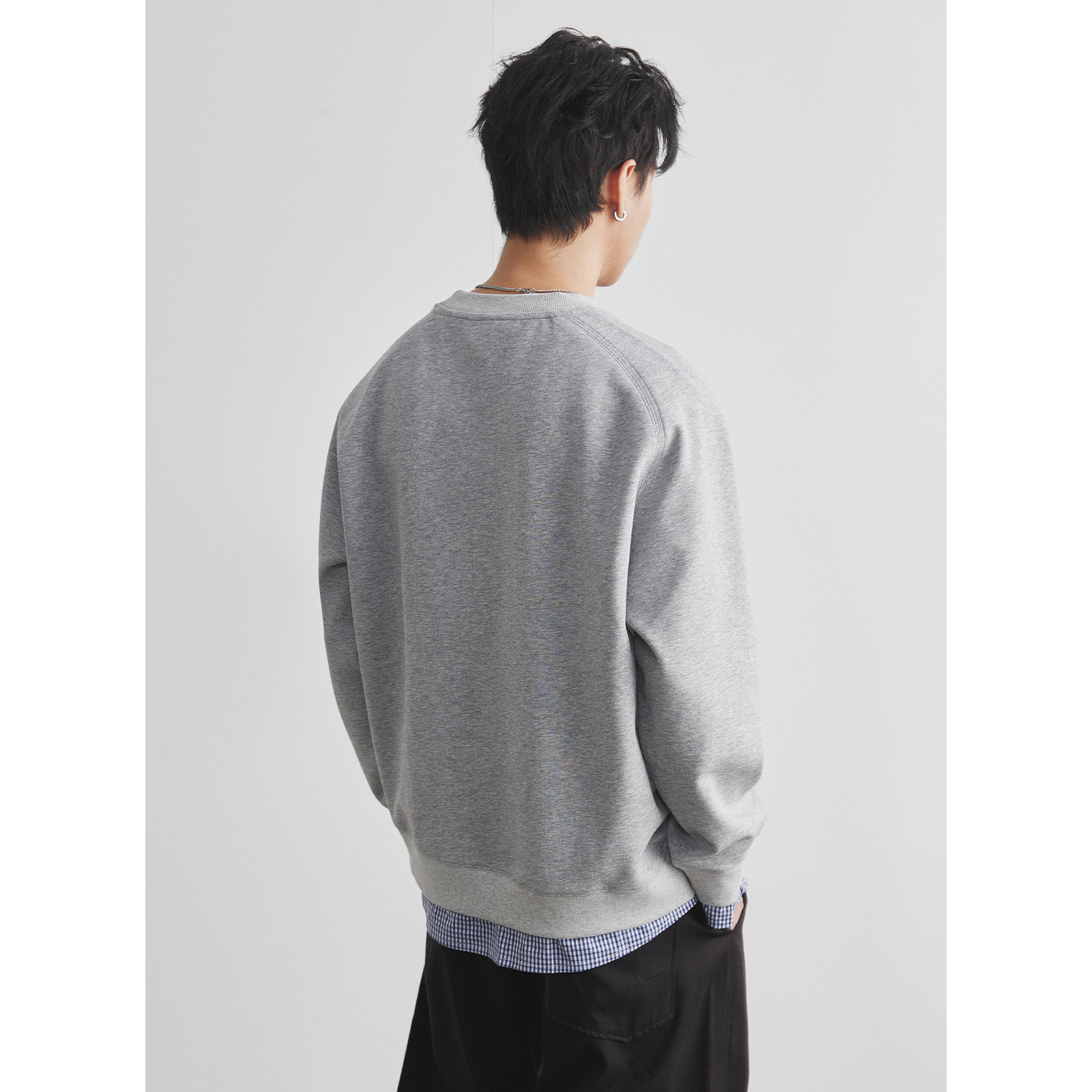 トレーナー　メンズ シンプル重ね着風トレーナー