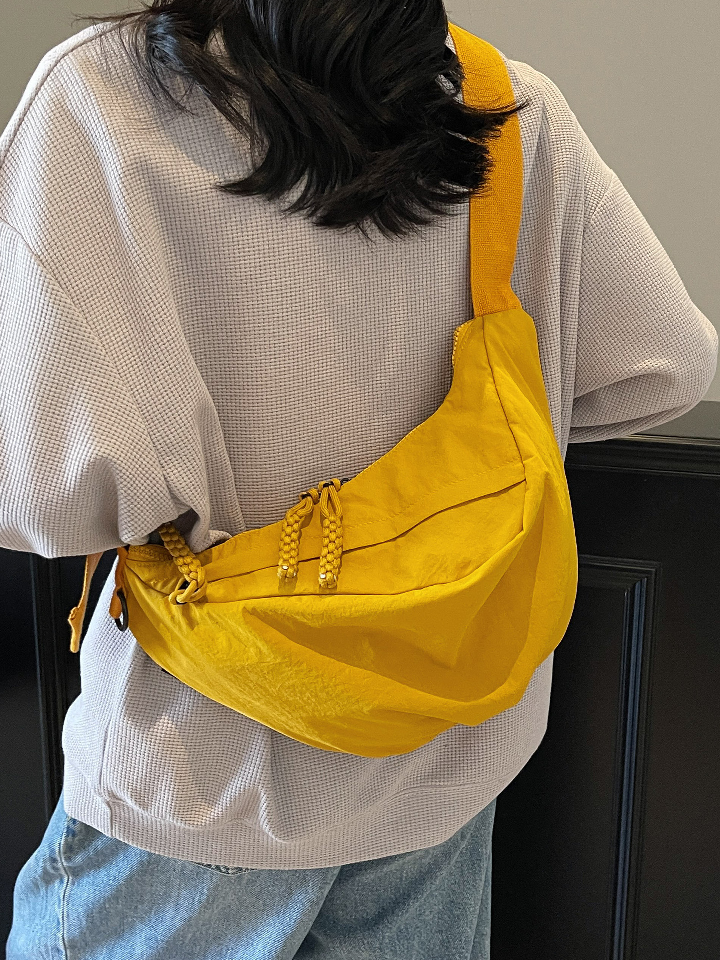 キャンバストート シンプル三日月型ショルダーバッグ