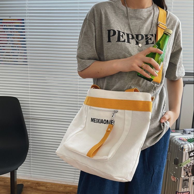 キャンバストート シンプル多機能ポケット付きトート