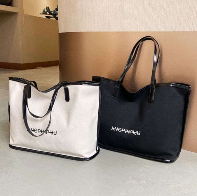 キャンバストート モノトーン配色ロゴバッグ