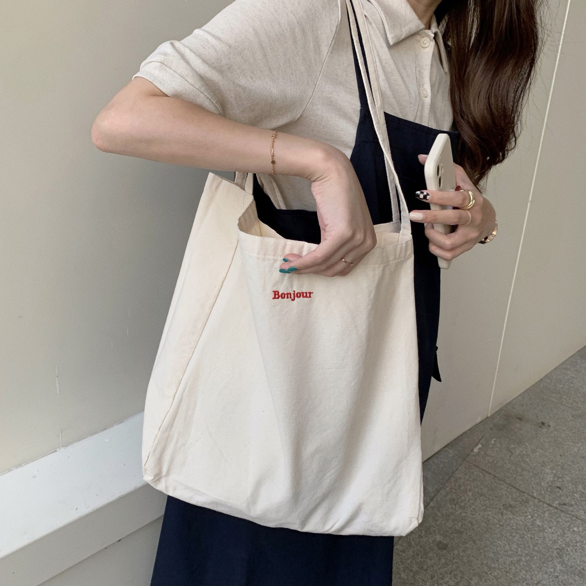 キャンバストート 刺繍入りシンプルトート