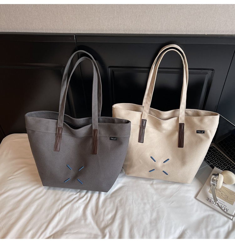 キャンバストート シンプル刺繍デザイン肩掛けトート