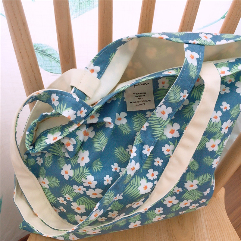 小花柄キャンバストートバッグ 大容量 通勤通学エコバッグ