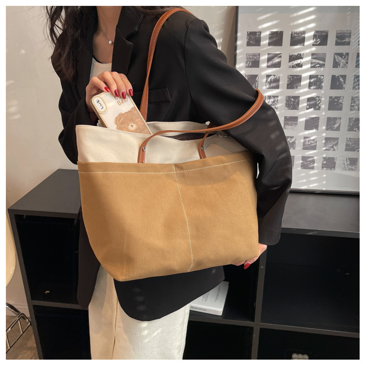 キャンバストートバッグ 肩掛け二通り 丈夫な無地デザイン