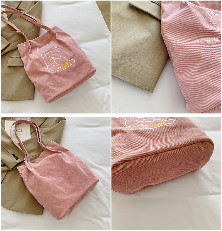 くま柄キャンバストートバッグ大容量ショルダー