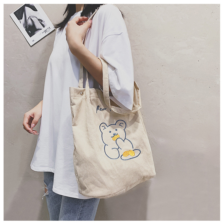 くま柄キャンバストートバッグ大容量ショルダー