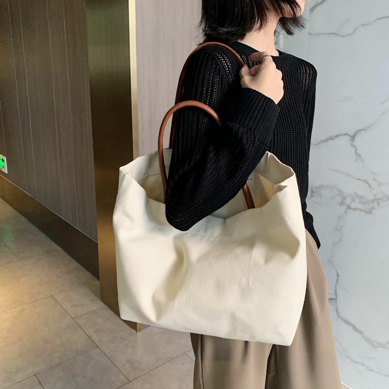 https://fulmo-img-server.com/totebase/5f75b39c-891a-4cb7-8169-57fff78835ec.jpg