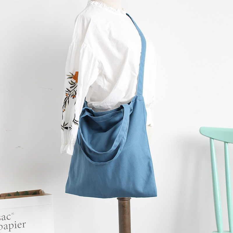 キャンバストート通勤通学対応軽量大容量 無地トートバッグ　　