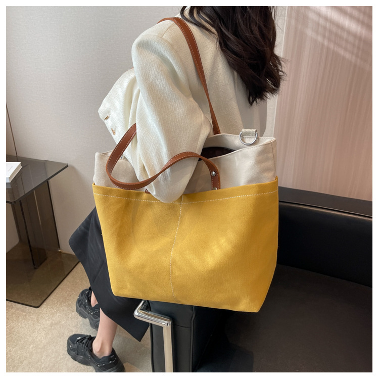 キャンバストートバッグ 肩掛け二通り 丈夫な無地デザイン