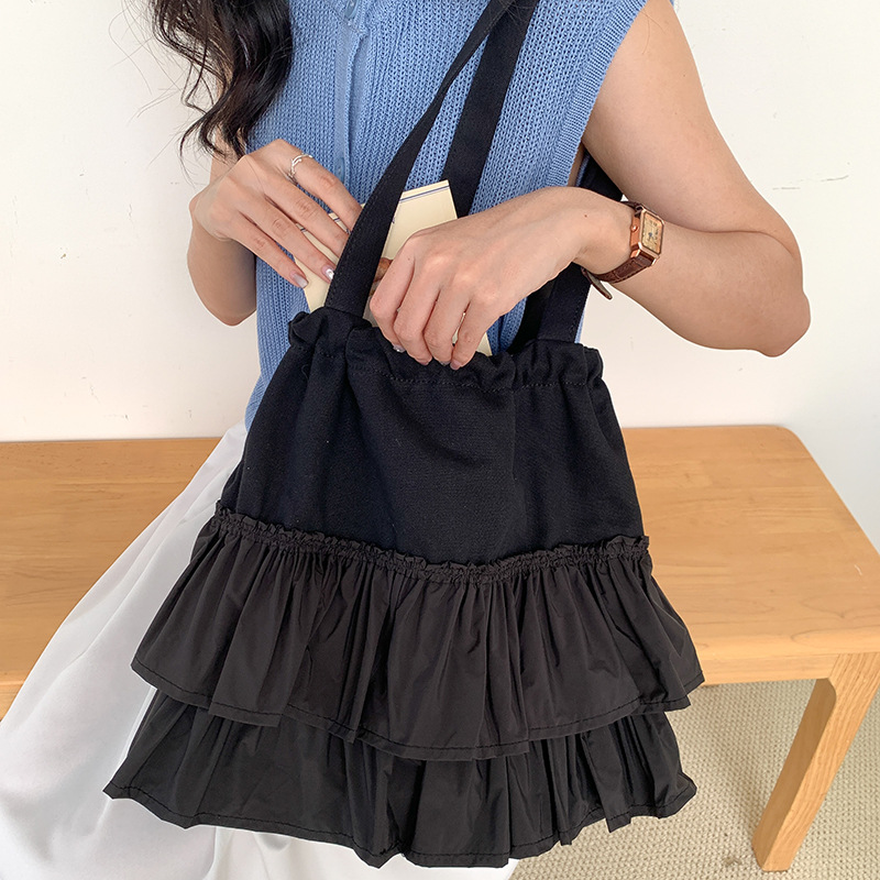 キャンバストート フリルデザイン ゆったり手提げバッグ