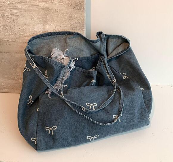 リボン柄大容量キャンバストートバッグ