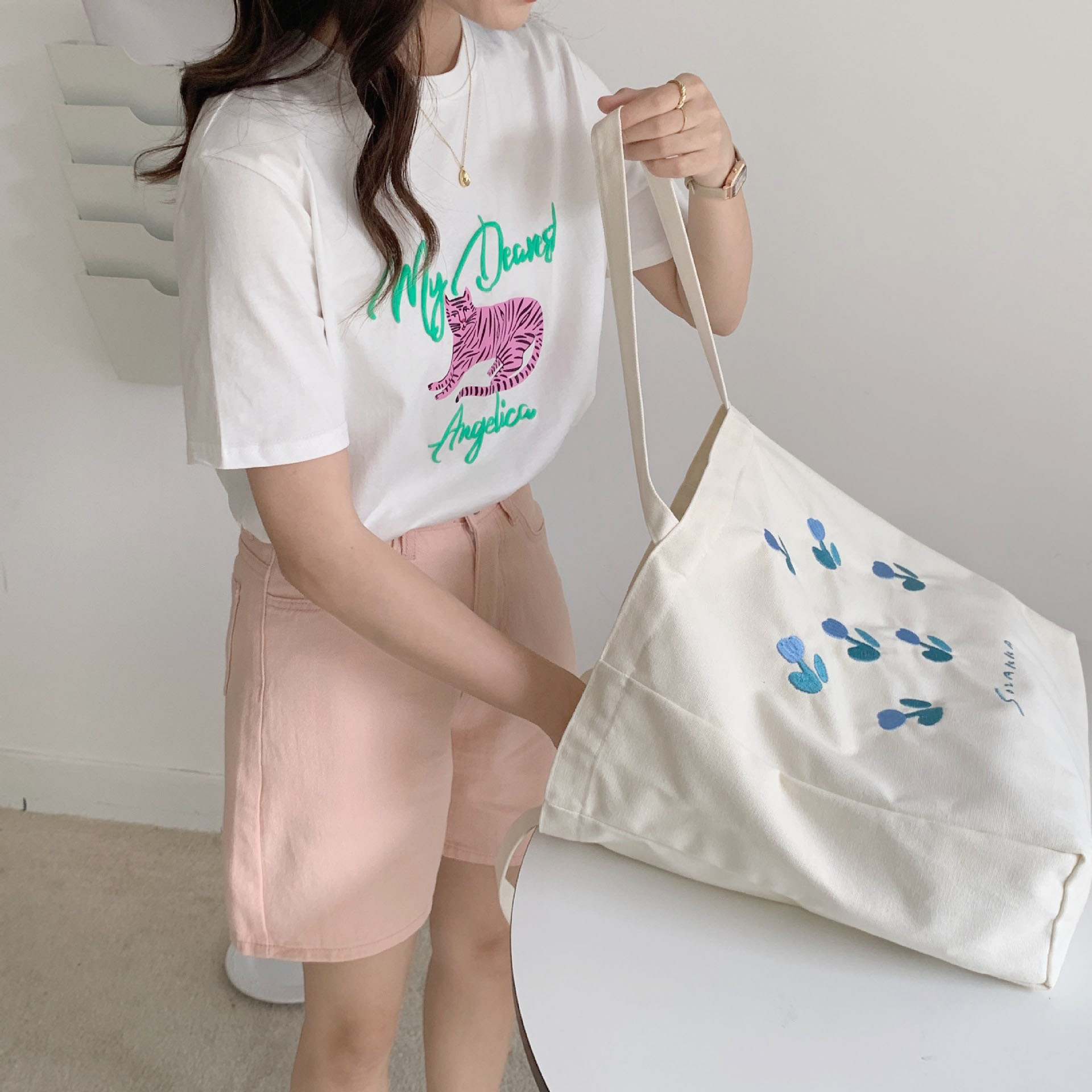 花柄キャンバストートバッグ 大容量 エコバッグ レディース