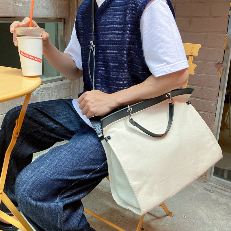 キャンバストート 上品な革縁付き 大容量キャンバストート