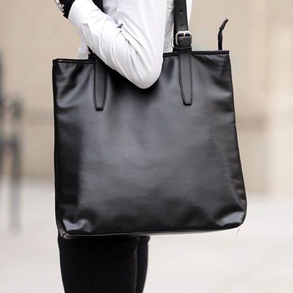 トートバックメンズ PUレザー製大容量スクエア