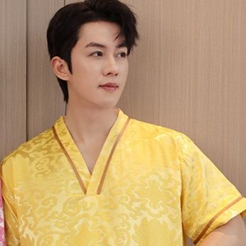 サウナグッズ 背中開き和風柄サテンサウナ上下セット