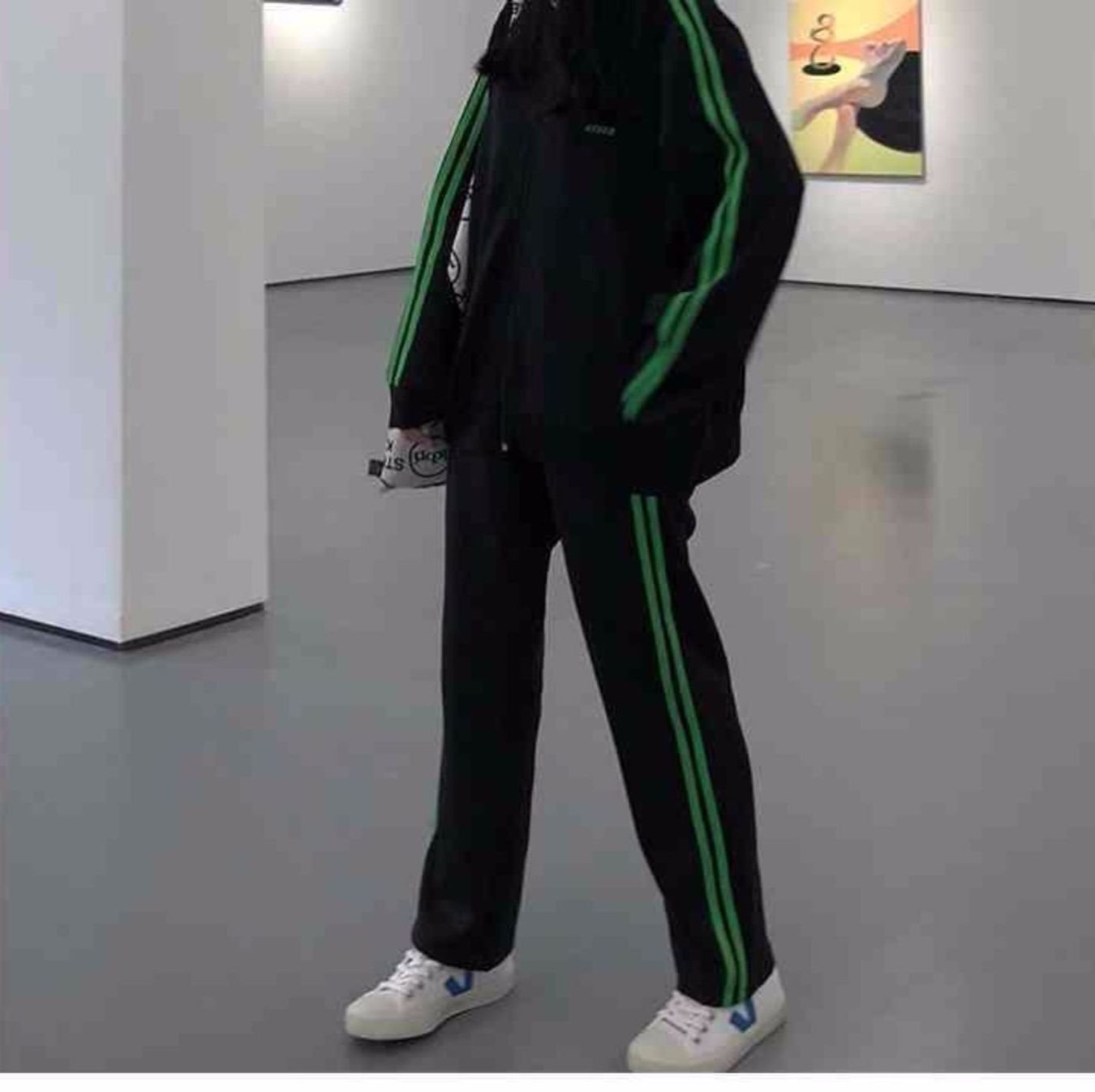 サイドライン入りトラックジャケット上下セット